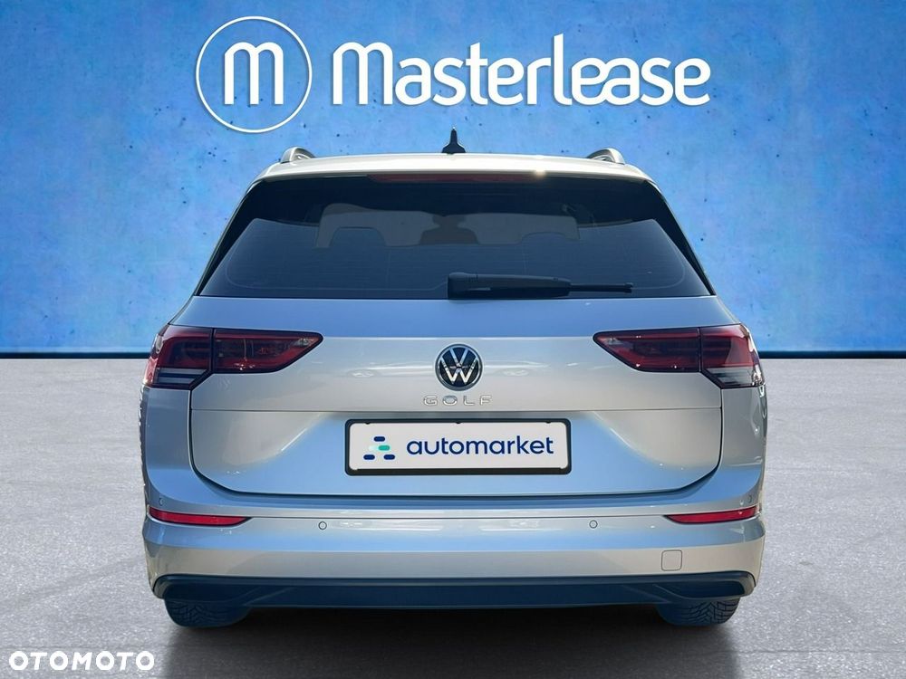 Volkswagen Golf - 6