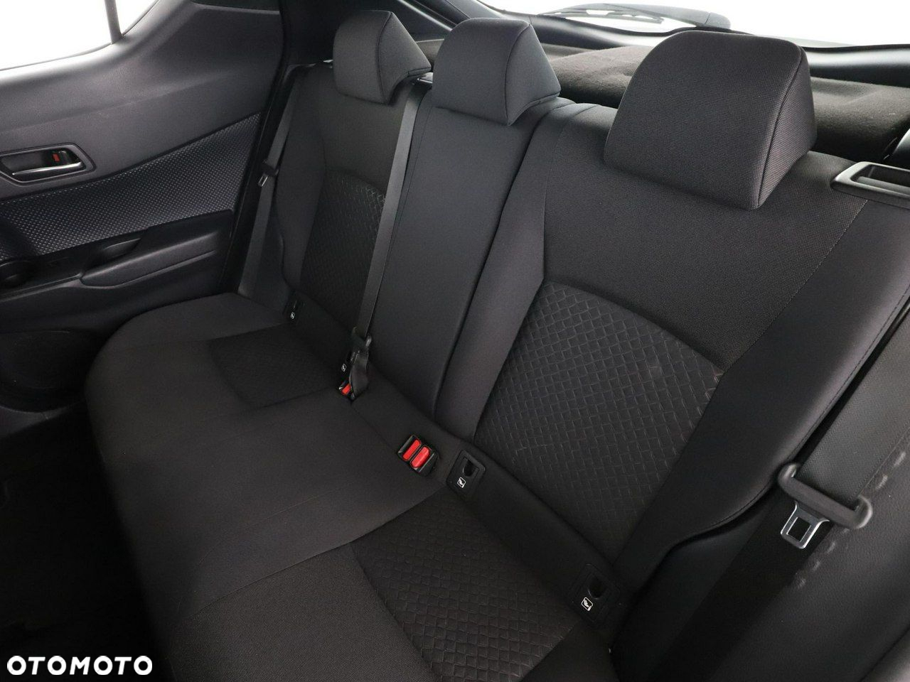 Toyota C-HR 1.8 Hybrid Comfort - 17