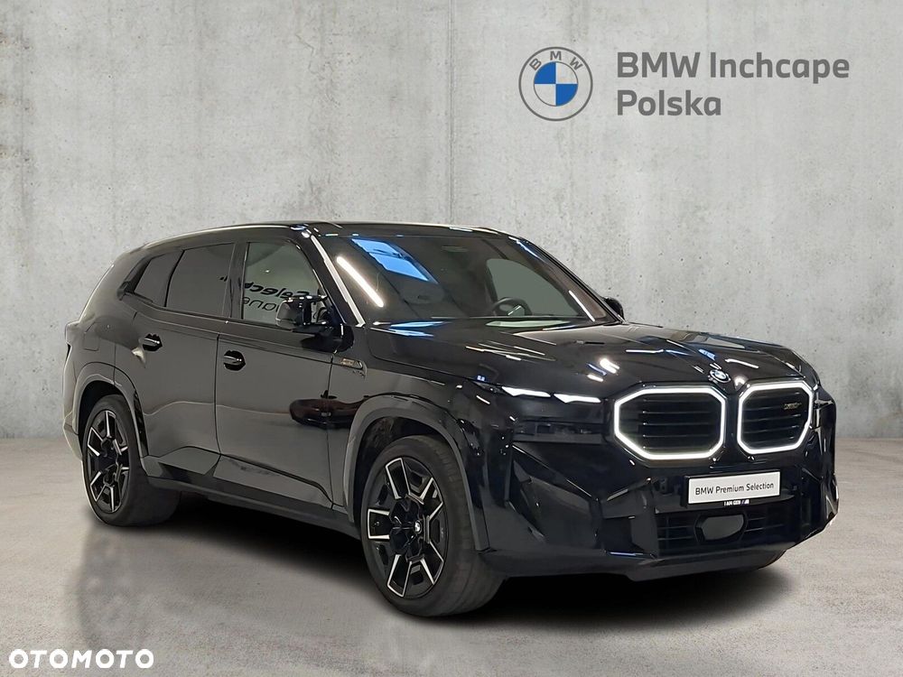 BMW XM - 7