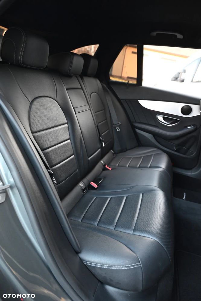 Mercedes-Benz Klasa C - 39