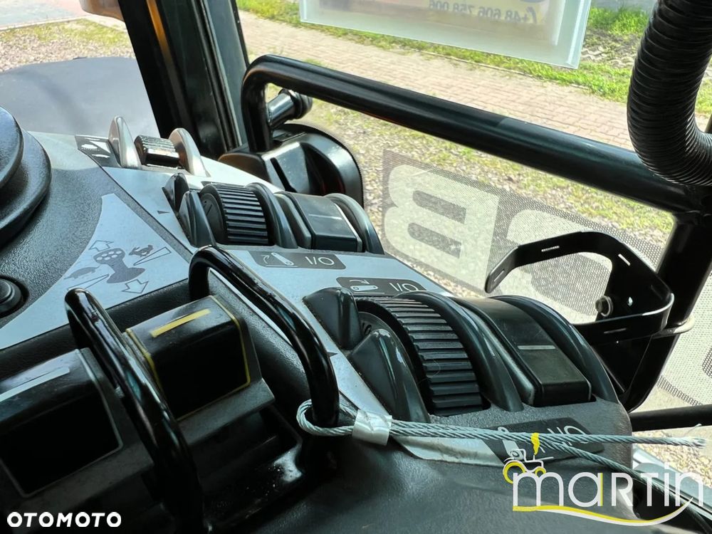 JCB Fastrac 4190 - 16