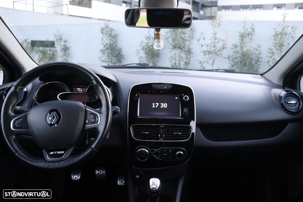 Renault Clio Sport Tourer 1.5 dCi GT Line - 11