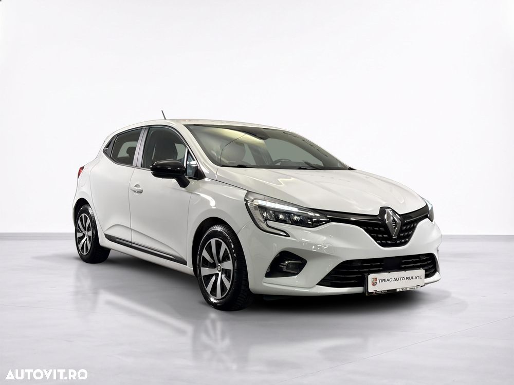 Renault Clio - 8
