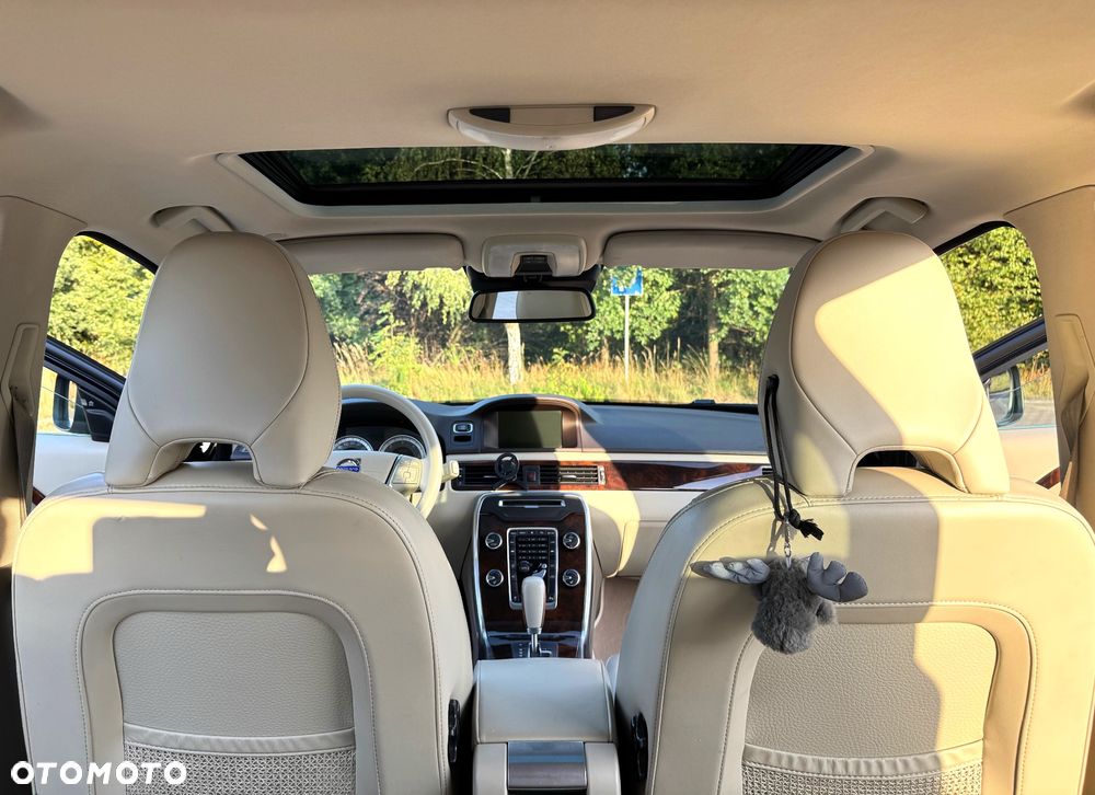 Volvo XC 70 - 7