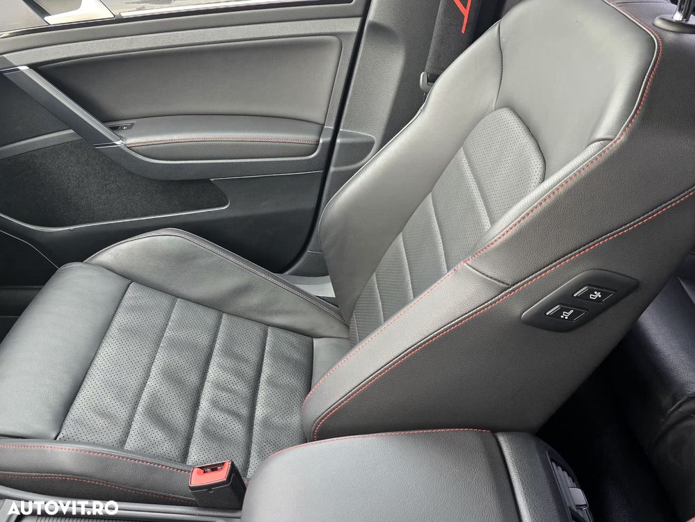 Volkswagen Golf 2.0 TSI BMT DSG GTI - 31