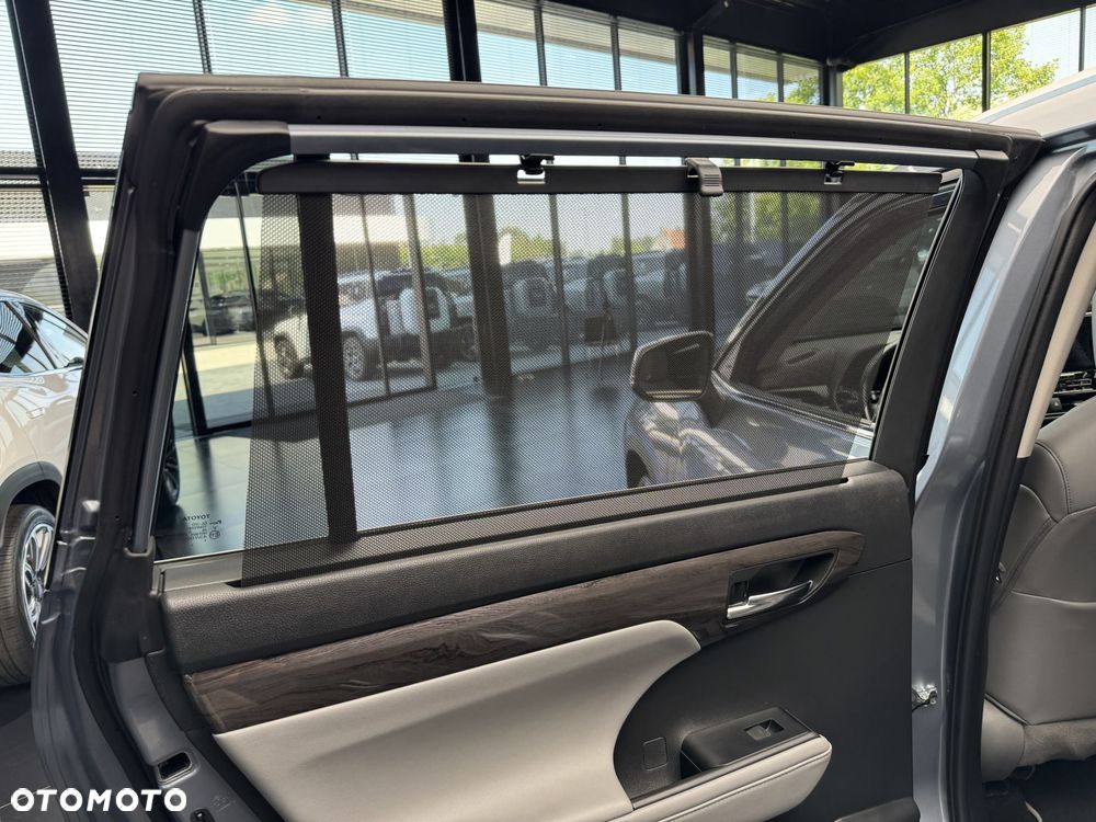 Toyota Highlander 2.5 Hybrid Prestige - 17