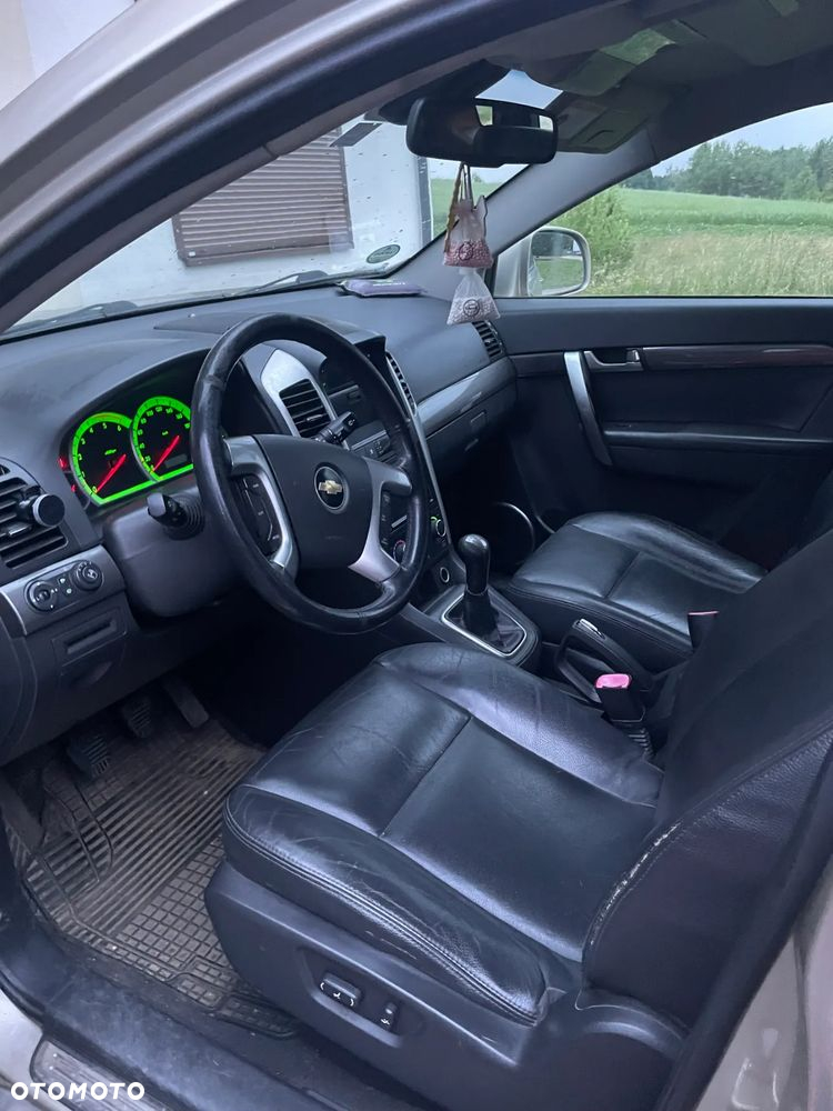 Chevrolet Captiva - 9