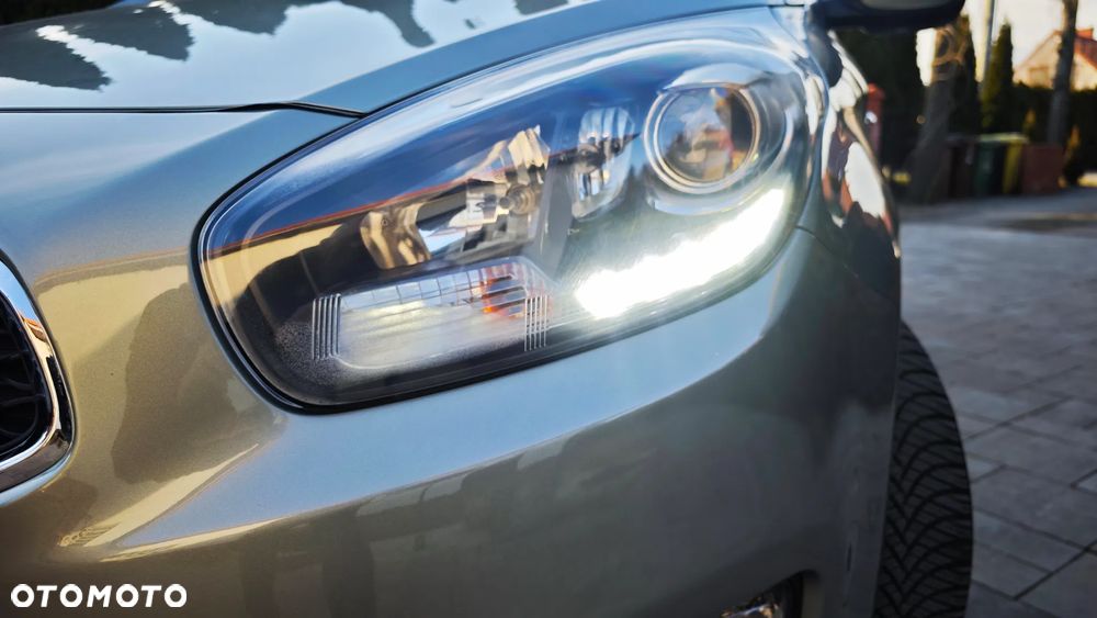 Kia Carens 1.7 CRDi Business Line 7os 7DCT - 16