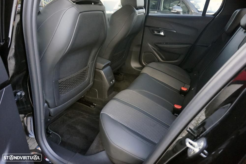 Peugeot 208 1.2 PureTech GT Line - 6