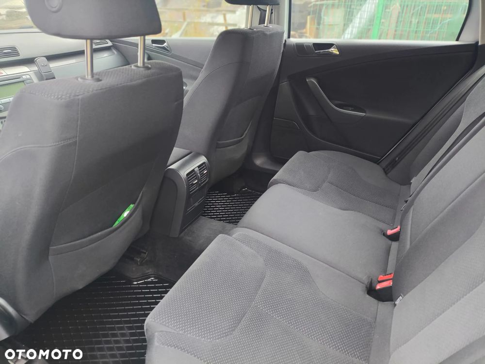 Volkswagen Passat 2.0 TSI Highline - 7