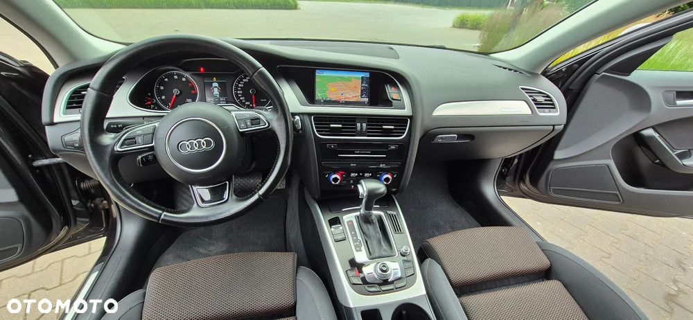 Audi A4 Allroad - 11