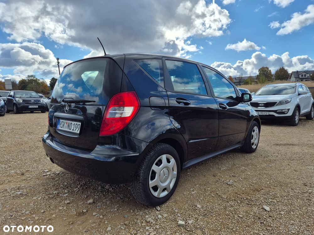Mercedes-Benz Klasa A 150 BlueEFFICIENCY Elegance - 3