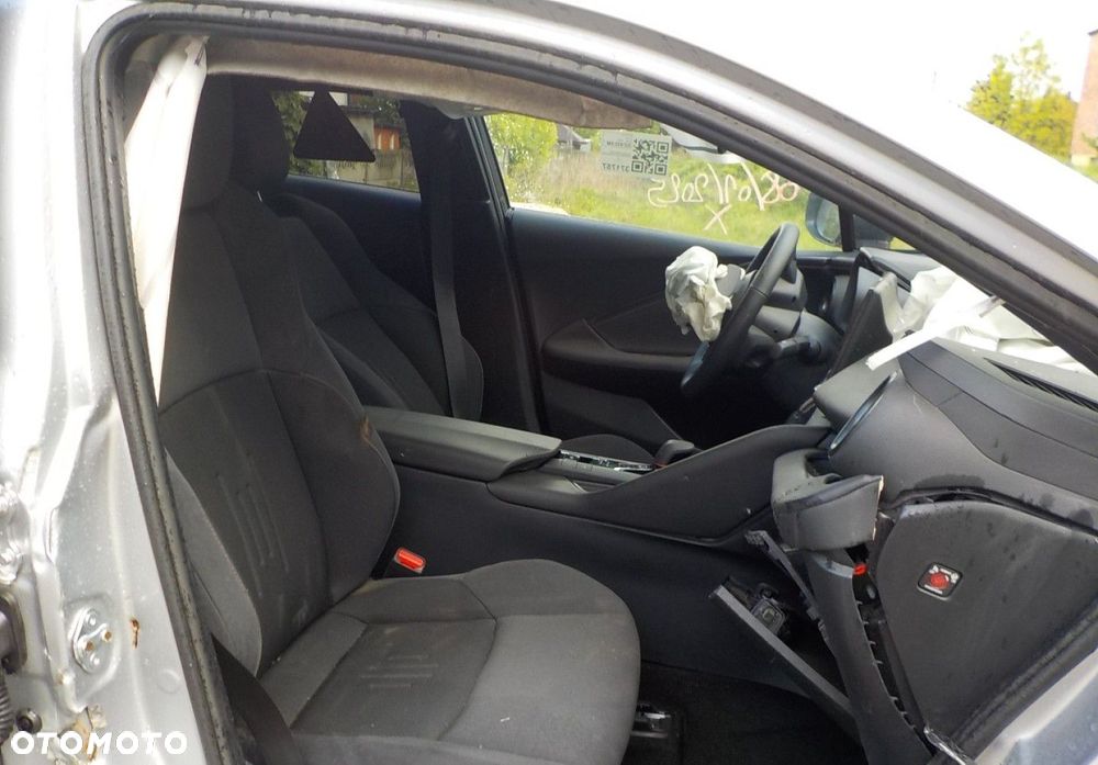 Toyota C-HR - 19