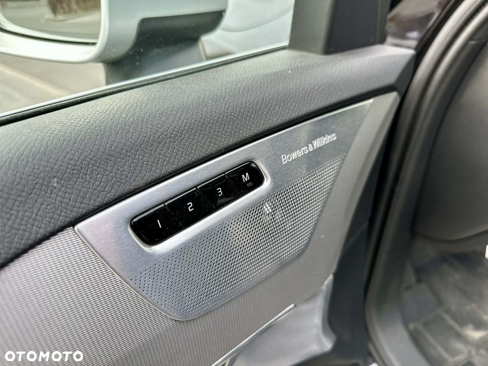 Volvo XC 90 D5 AWD Geartronic RDesign - 16
