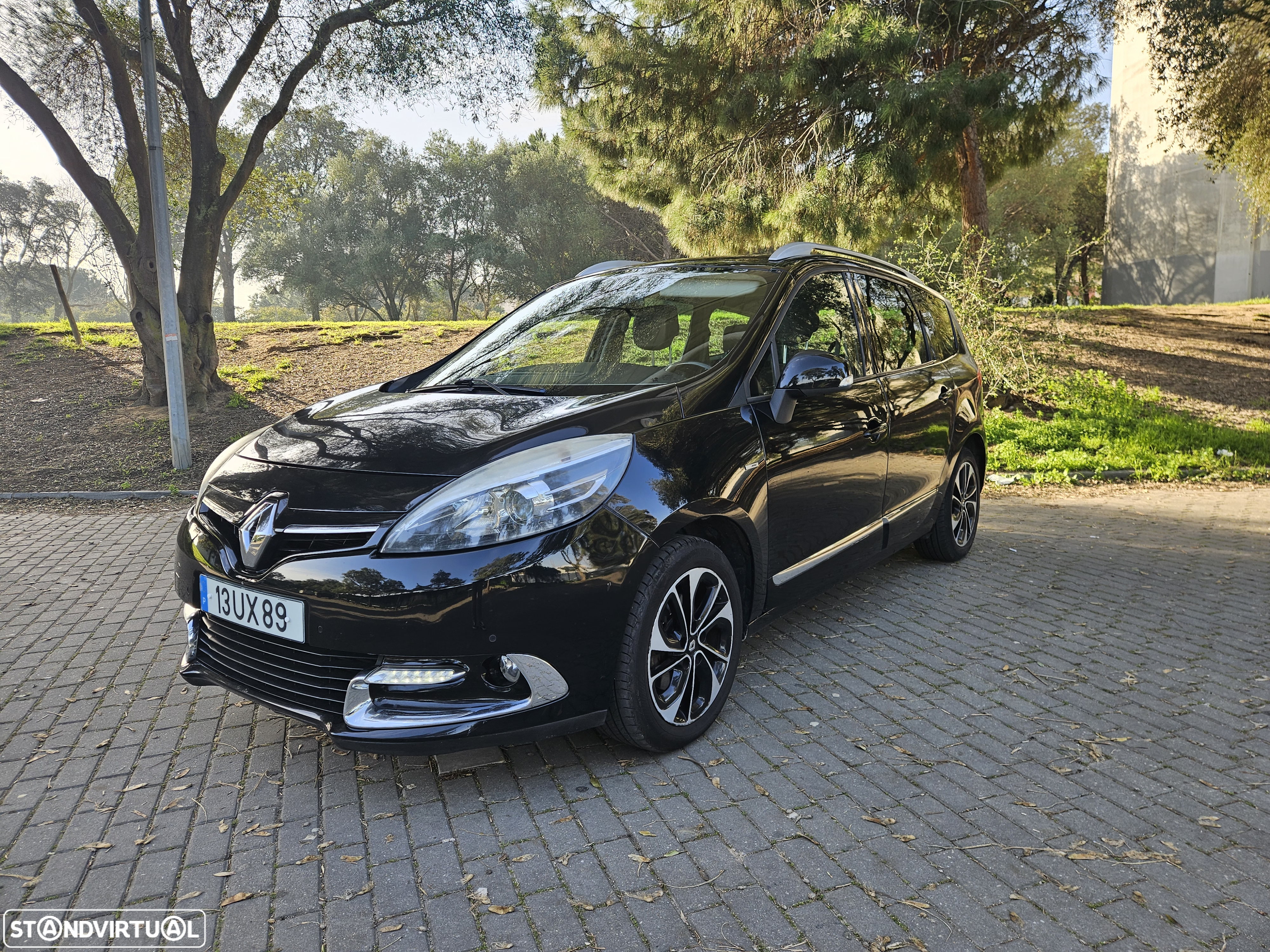 Renault Grand Scénic 1.6 dCi Bose Edition SS - 7