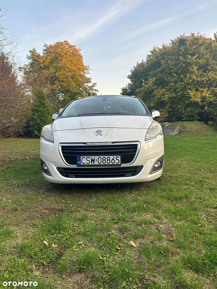 Peugeot 5008 2015 photo 5