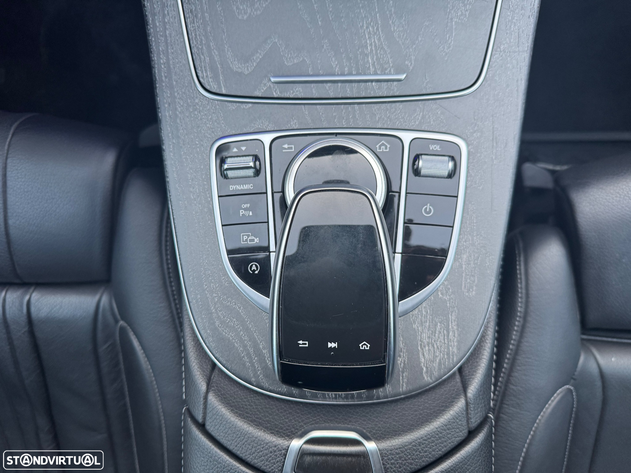 Mercedes-Benz CLS 300 d AMG Line - 14