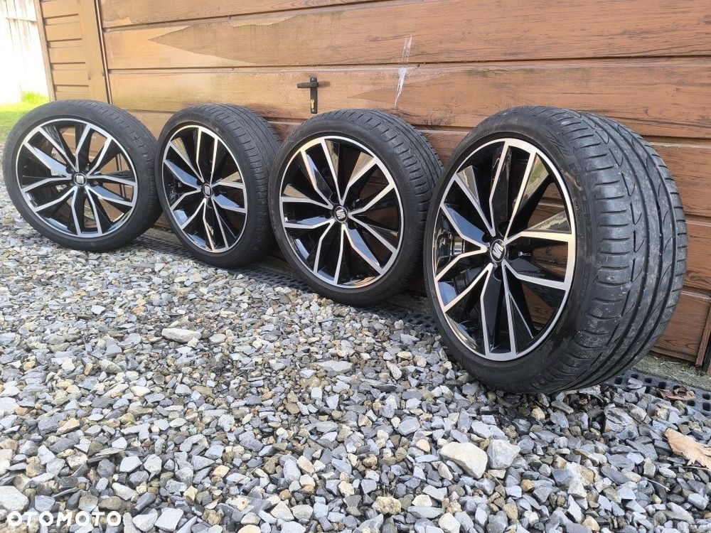 Koła Seat Ateca 19"5x112 235/40R19 - 2