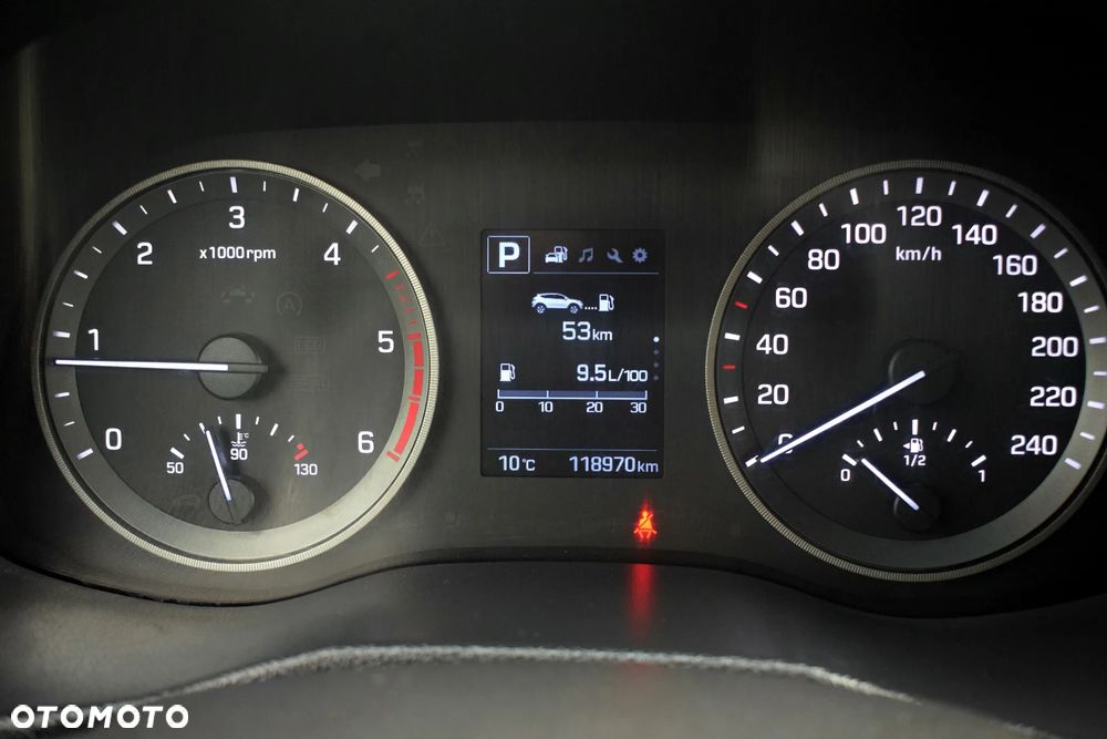 Hyundai Tucson 2.0 CRDI 4WD Automatik Premium - 30