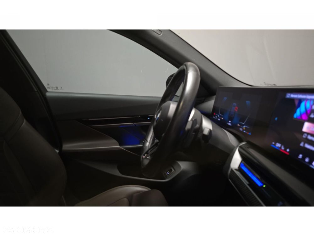 BMW Seria 5 520d xDrive mHEV M Sport - 27