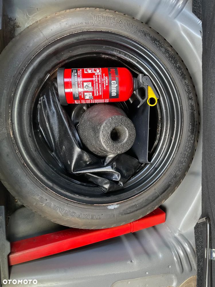 Toyota Yaris 1.0 Terra - 8