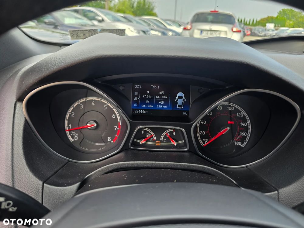 Ford Focus - 26
