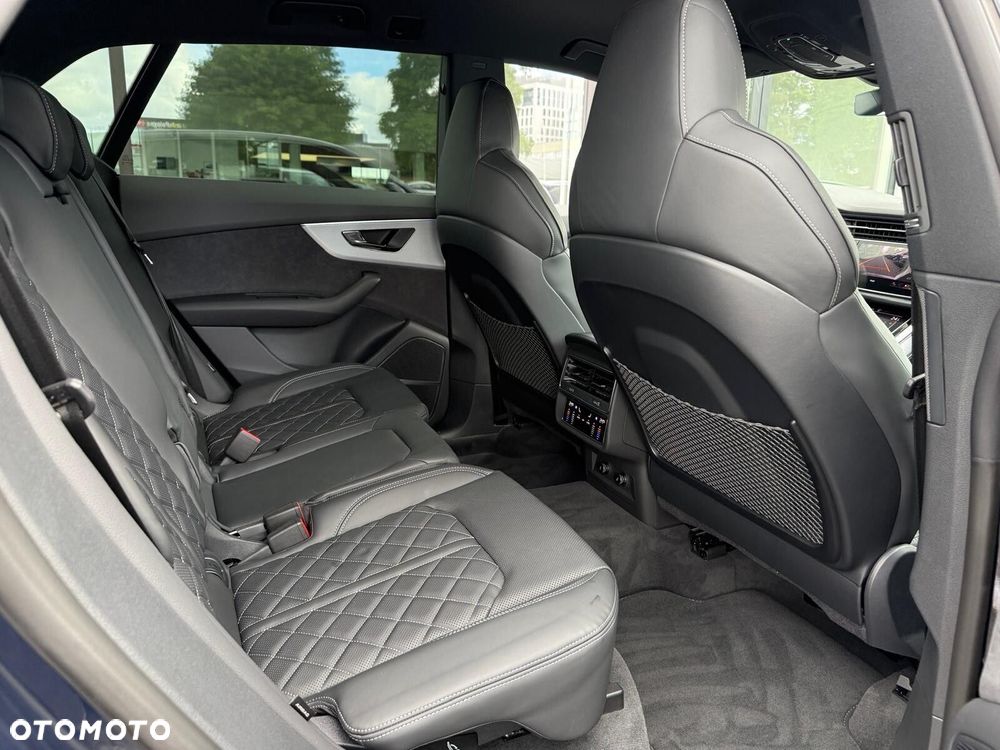 Audi SQ8 TFSI Quattro Tiptronic - 22