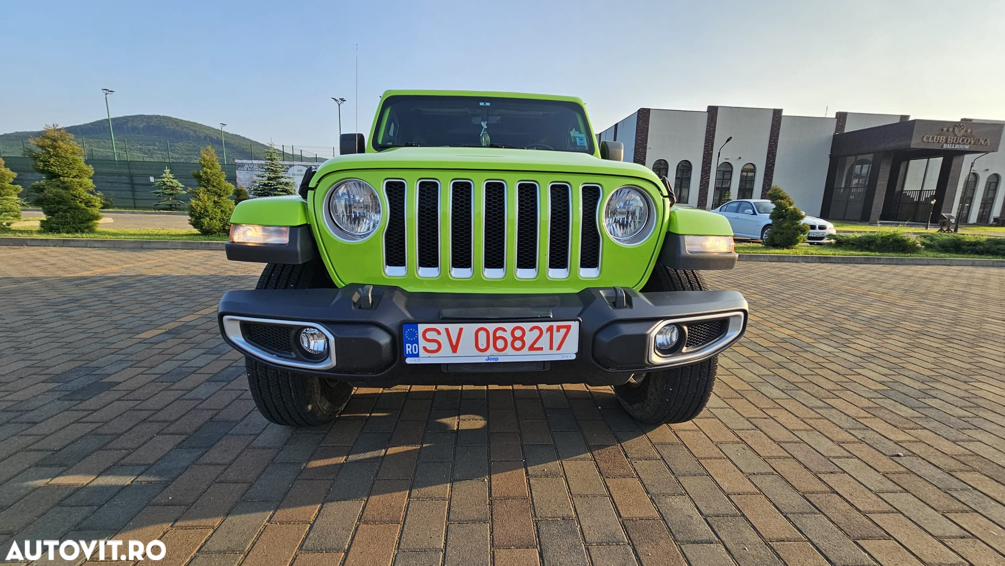 Jeep Wrangler Unlimited 2.0 Turbo AT8 Sahara - 3