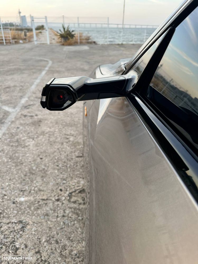 Audi e-tron 55 quattro S line - 11