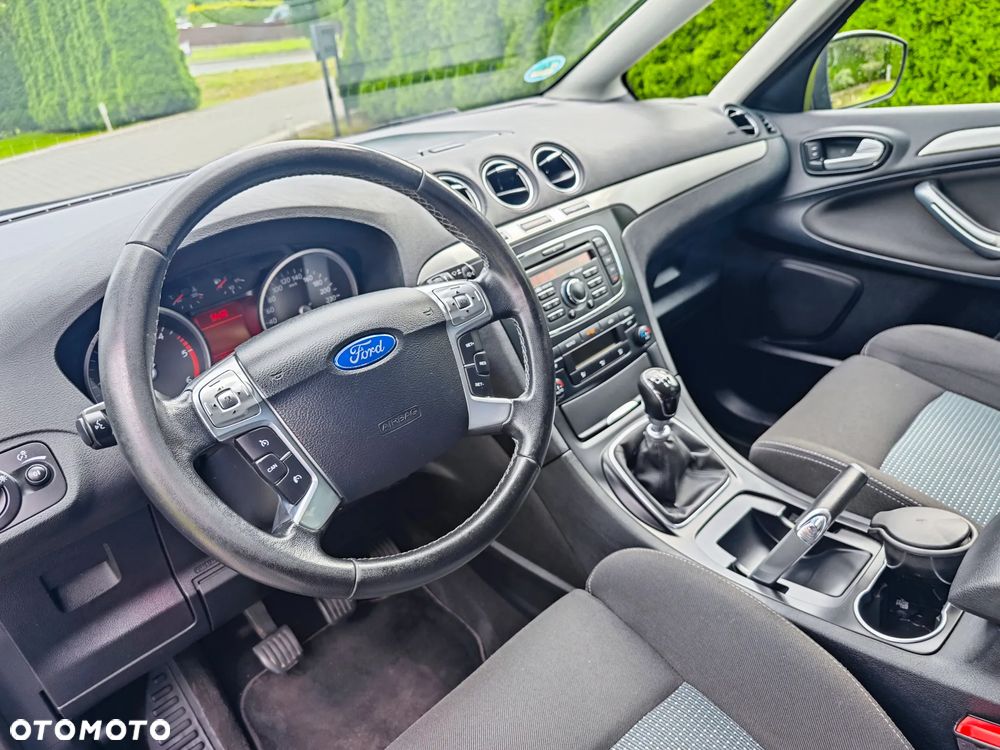Ford S-Max 2.0 TDCi Ambiente - 16
