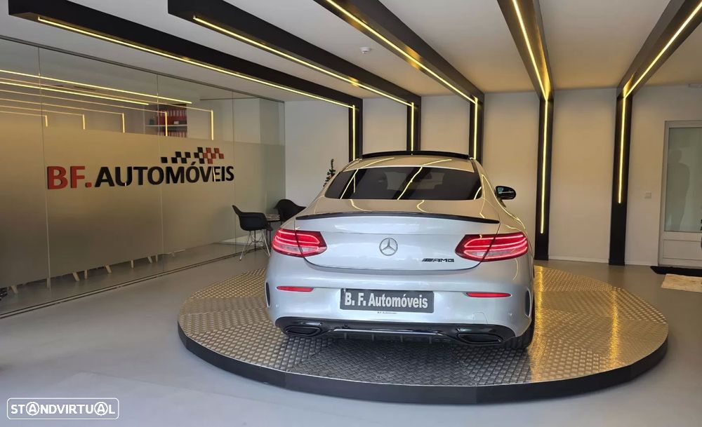 Mercedes-Benz C 220 d 9G-TRONIC Night Edition - 16