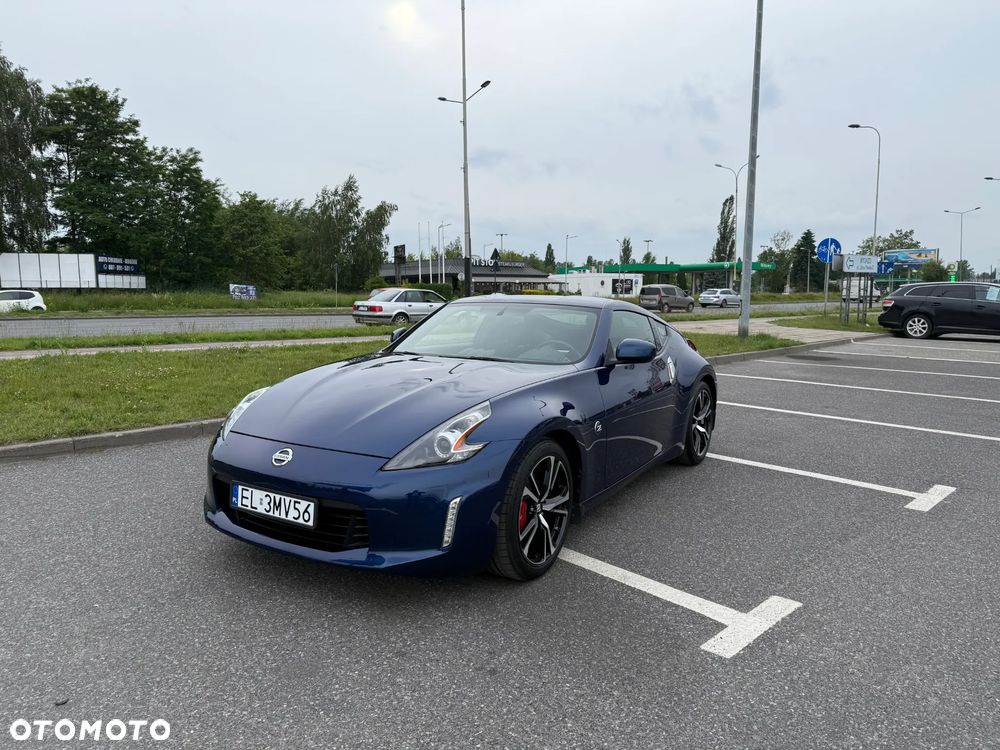Nissan 370 Z Standard - 6