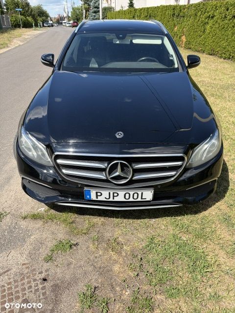 Mercedes-Benz Klasa E 220 d 9G-TRONIC - 12
