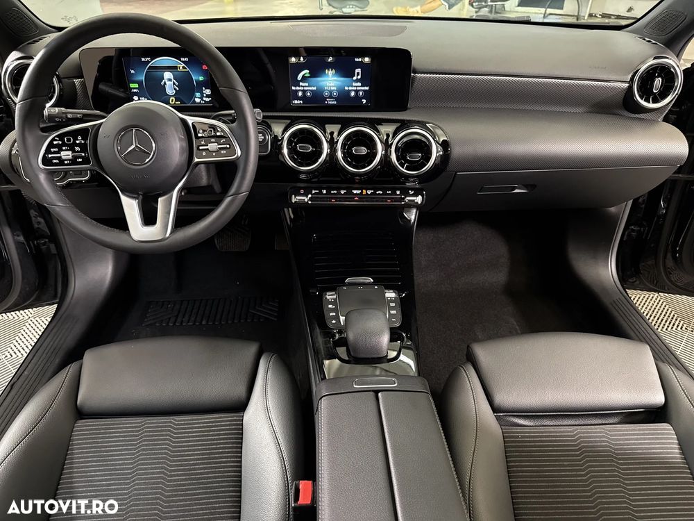 Mercedes-Benz A 250 e Sedan 8G-DCT AMG Line - 10