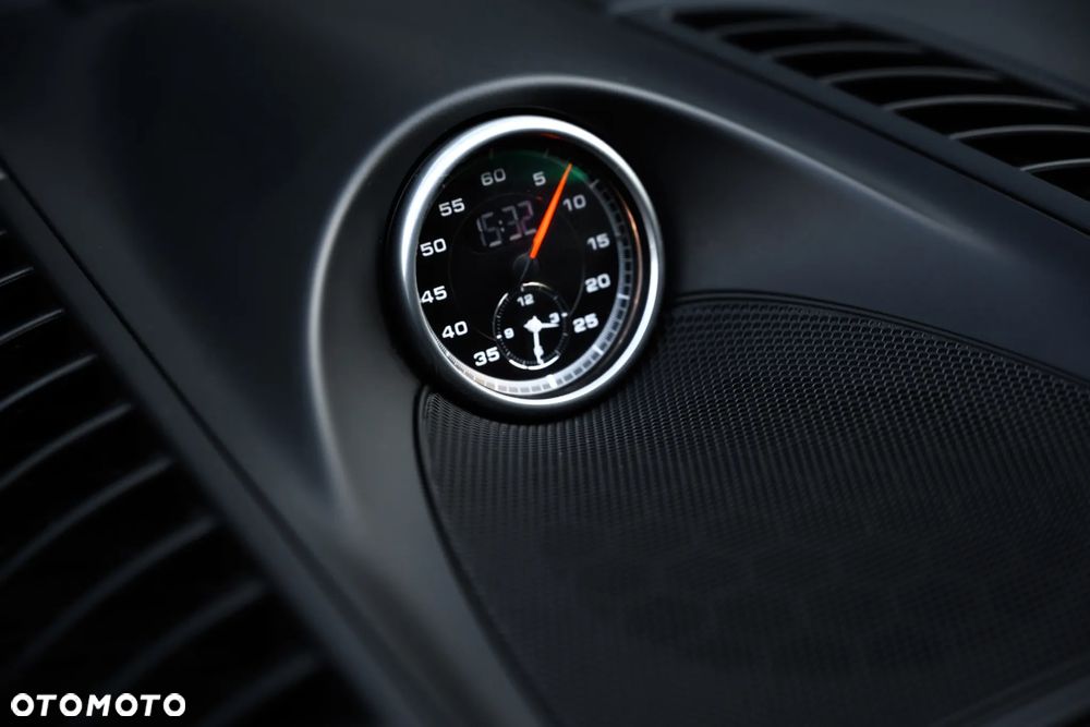 Porsche Cayenne - 28