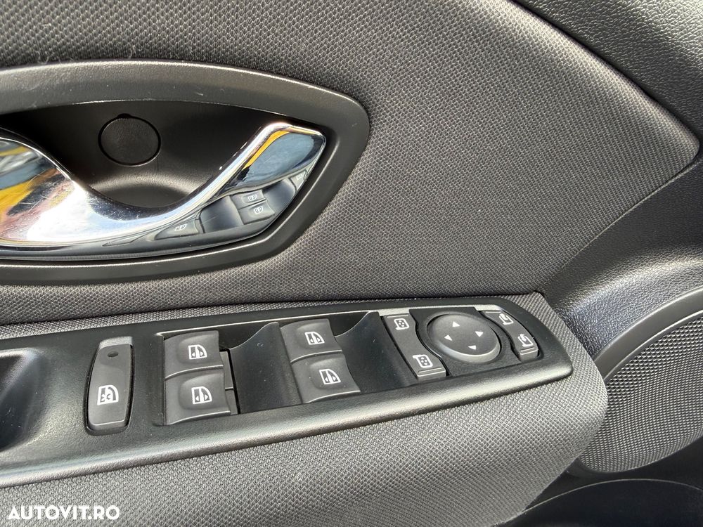 Renault Megane 1.5 dCi Expression - 17