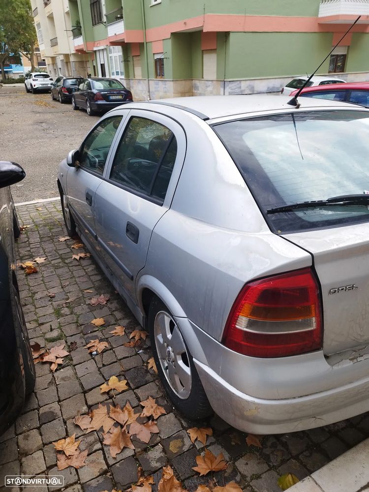 Opel Astra 1.4 Club - 6