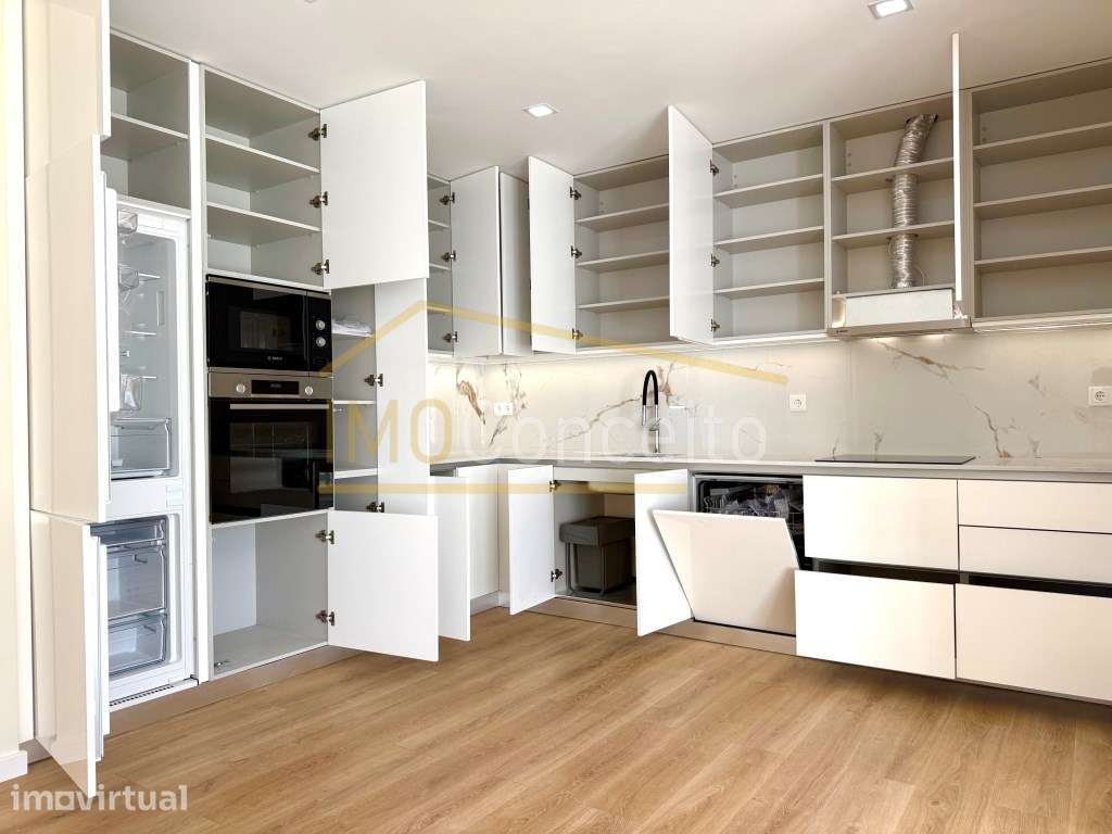 Apartamento T3 - Logradouro de 223m2 - Entroncamento - Grande imagem: 4/22