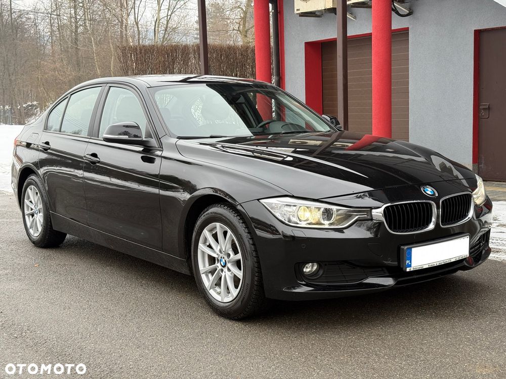 BMW Seria 3 316d - 11
