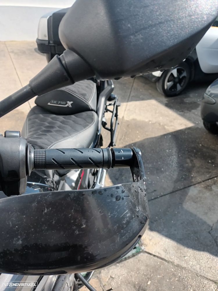 Honda NC750X NC 750 X - 6