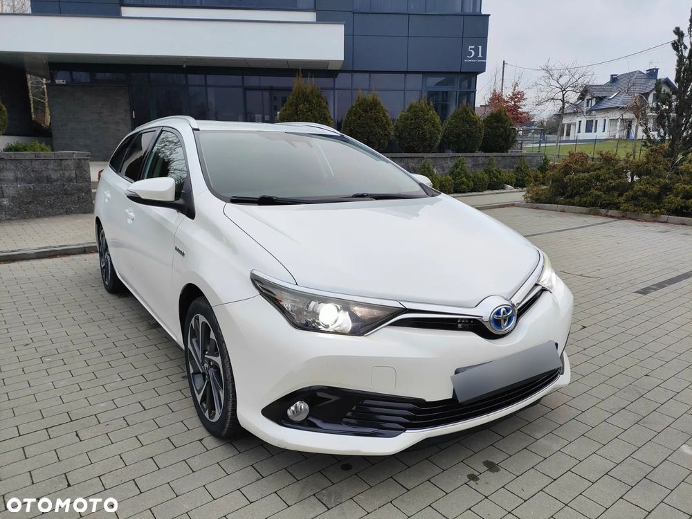 Toyota Auris Hybrid 135 Prestige - 7