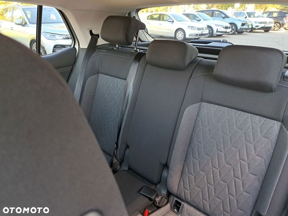 Volkswagen T-Cross - 17