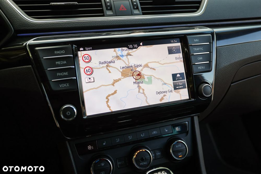 Skoda Superb 2.0 TDI 4x4 L&K DSG - 29