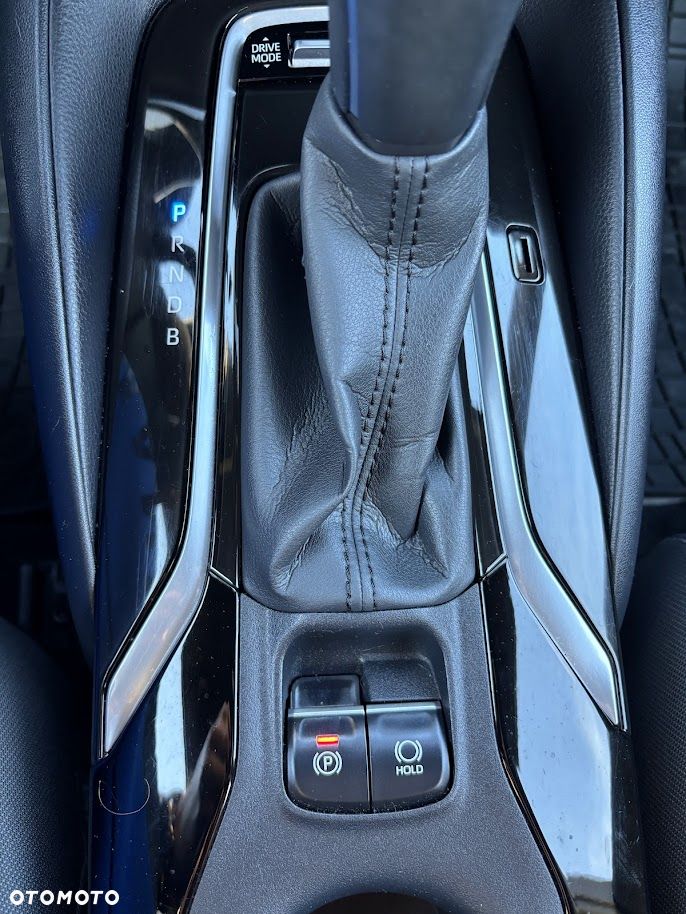 Toyota Corolla 1.8 Hybrid Comfort - 11