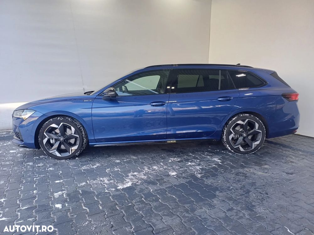 Skoda Superb 2.0 TSI 265 CP 4x4 DSG Sportline - 2