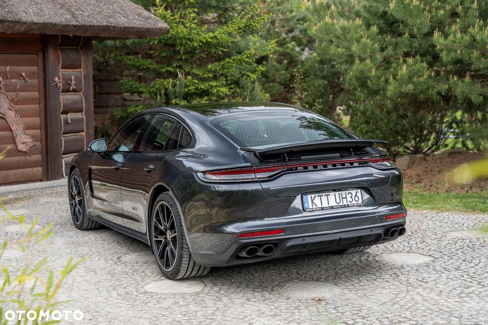 Porsche Panamera 4S - 3