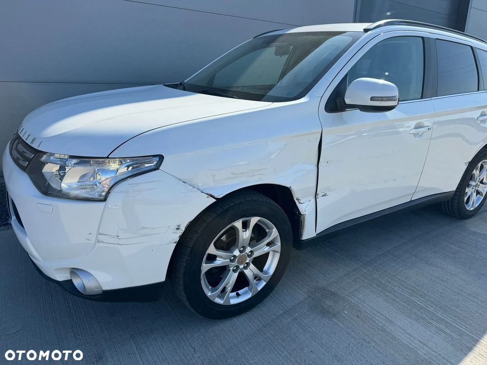 Mitsubishi Outlander - 5