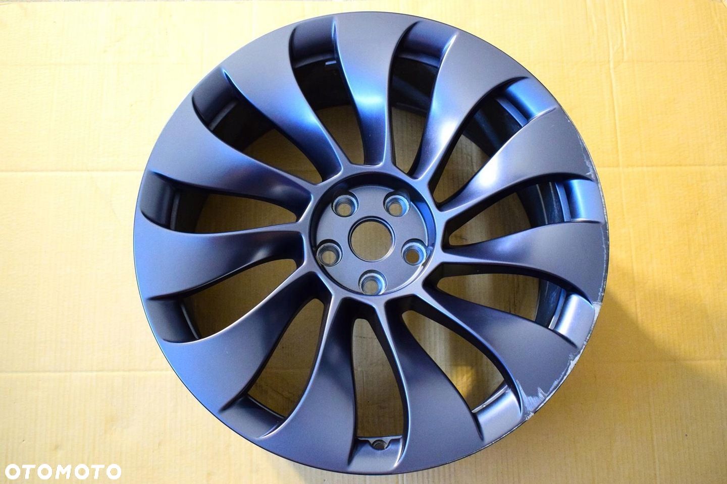 FELGA 21 Tesla Y PERFORMANCE Uberturbine Oryginał Przód - 1
