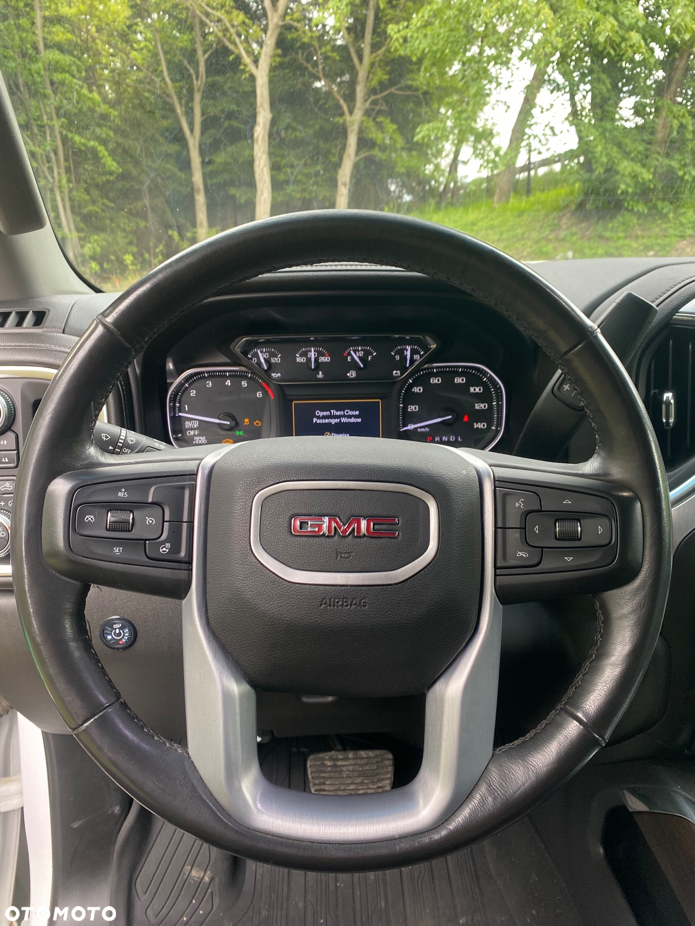 GMC Sierra - 16