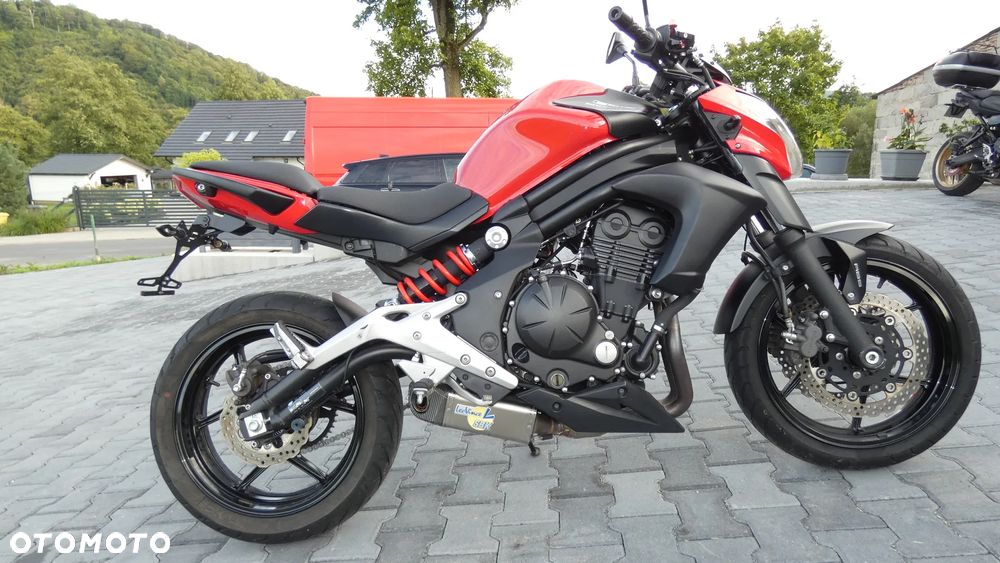 Kawasaki ER - 1